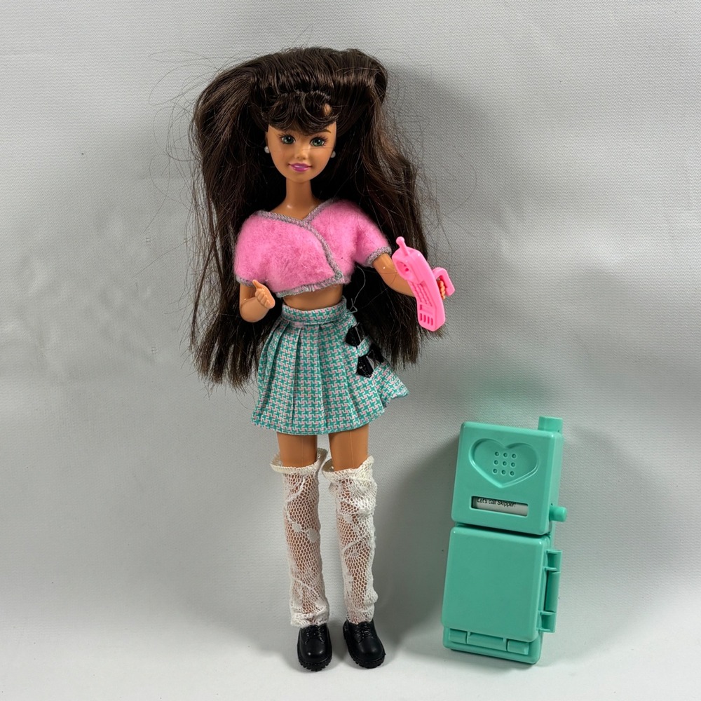 Mattel Phone Fun Courtney Doll Teal Flip Phone Accessories Outfit Vintage